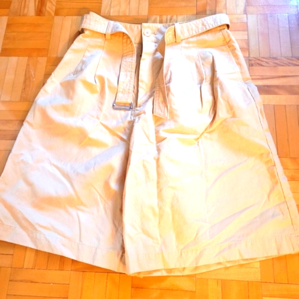 Women short